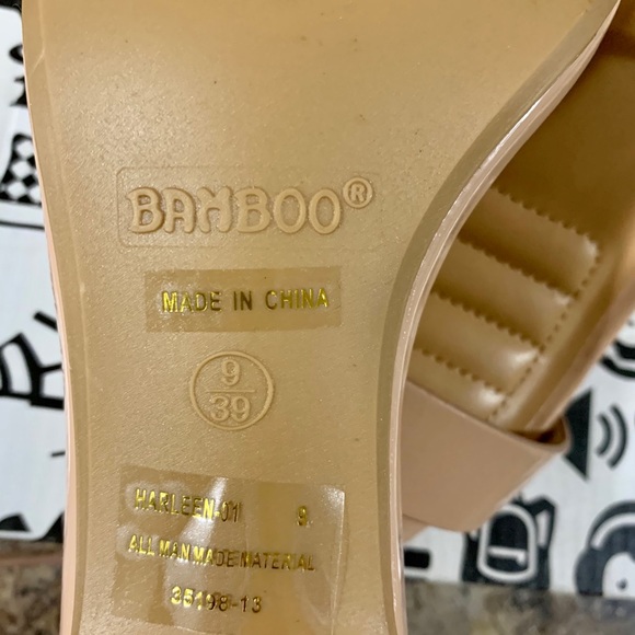 Heels - Picture 4 of 4